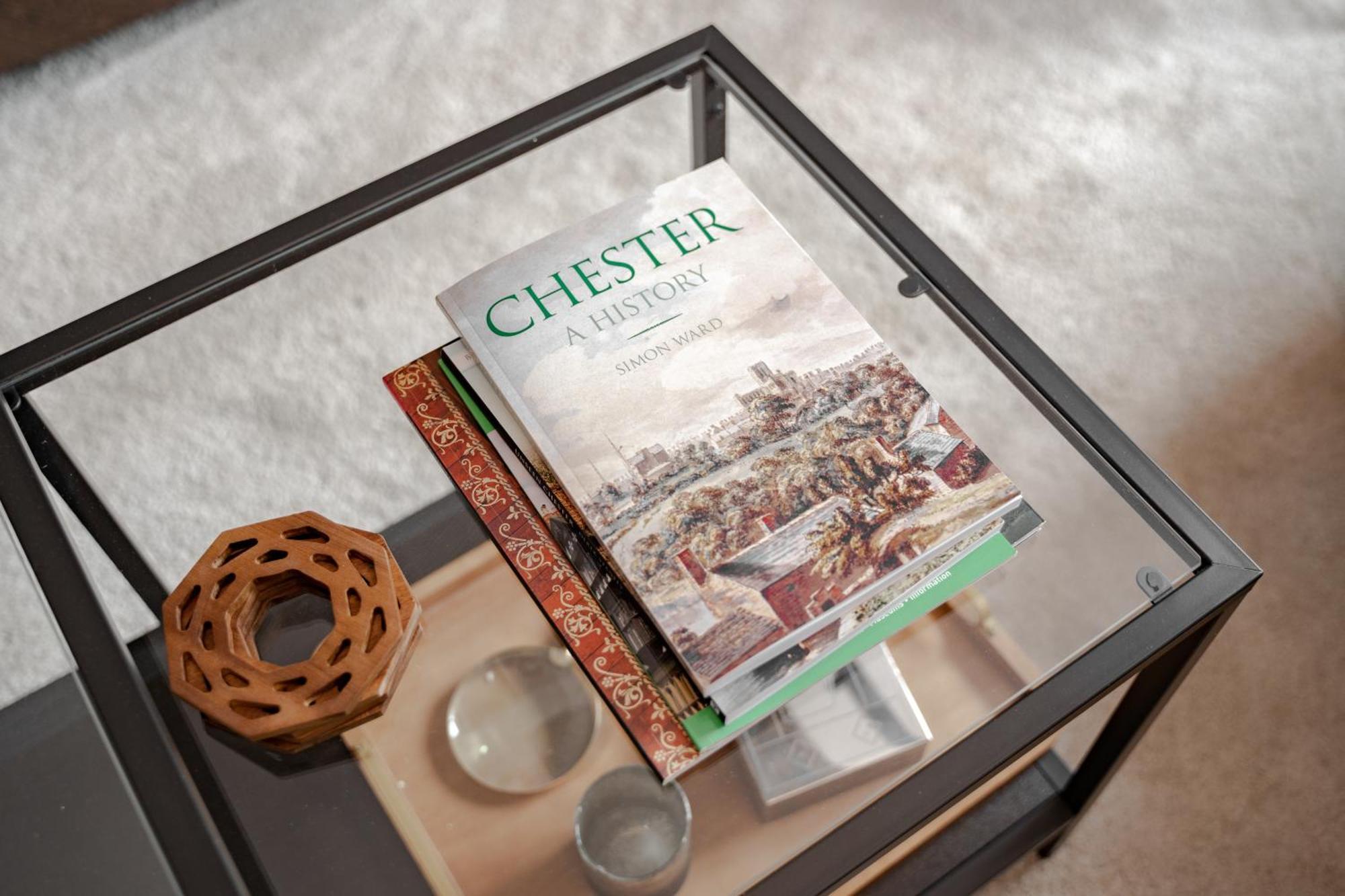 Stylish & Recently Refurbished Chester Apartment - Up To 6 ภายนอก รูปภาพ